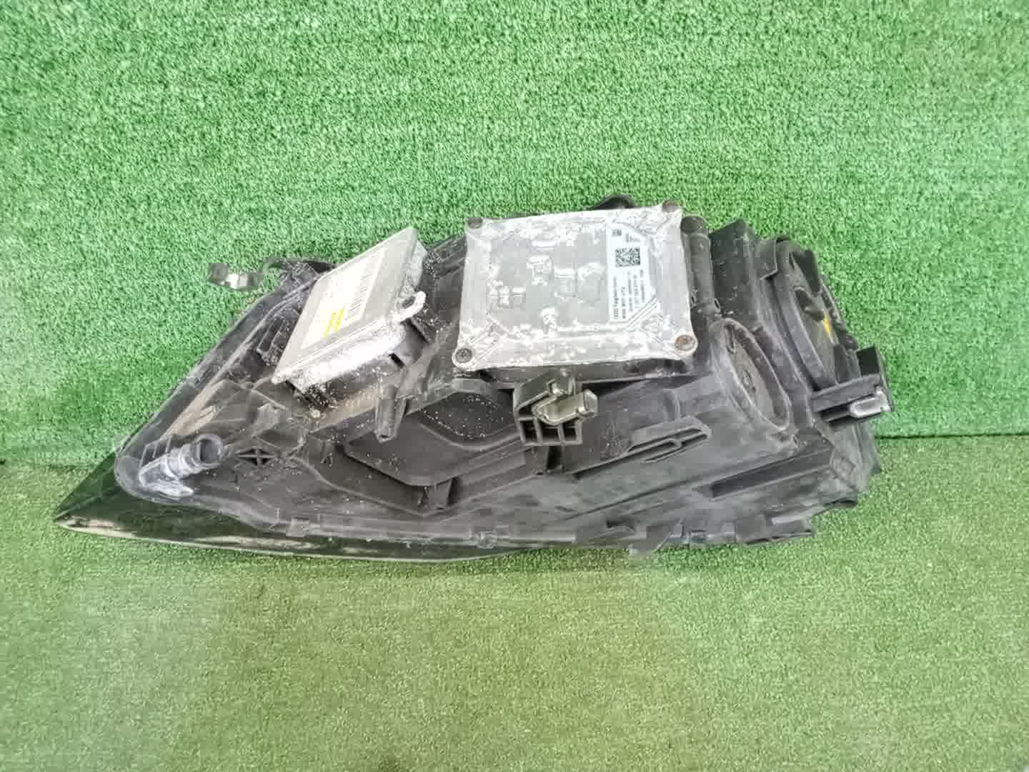 Фара правая передняя AUDI A4 8K2, B8, 8K5 3 ракурс