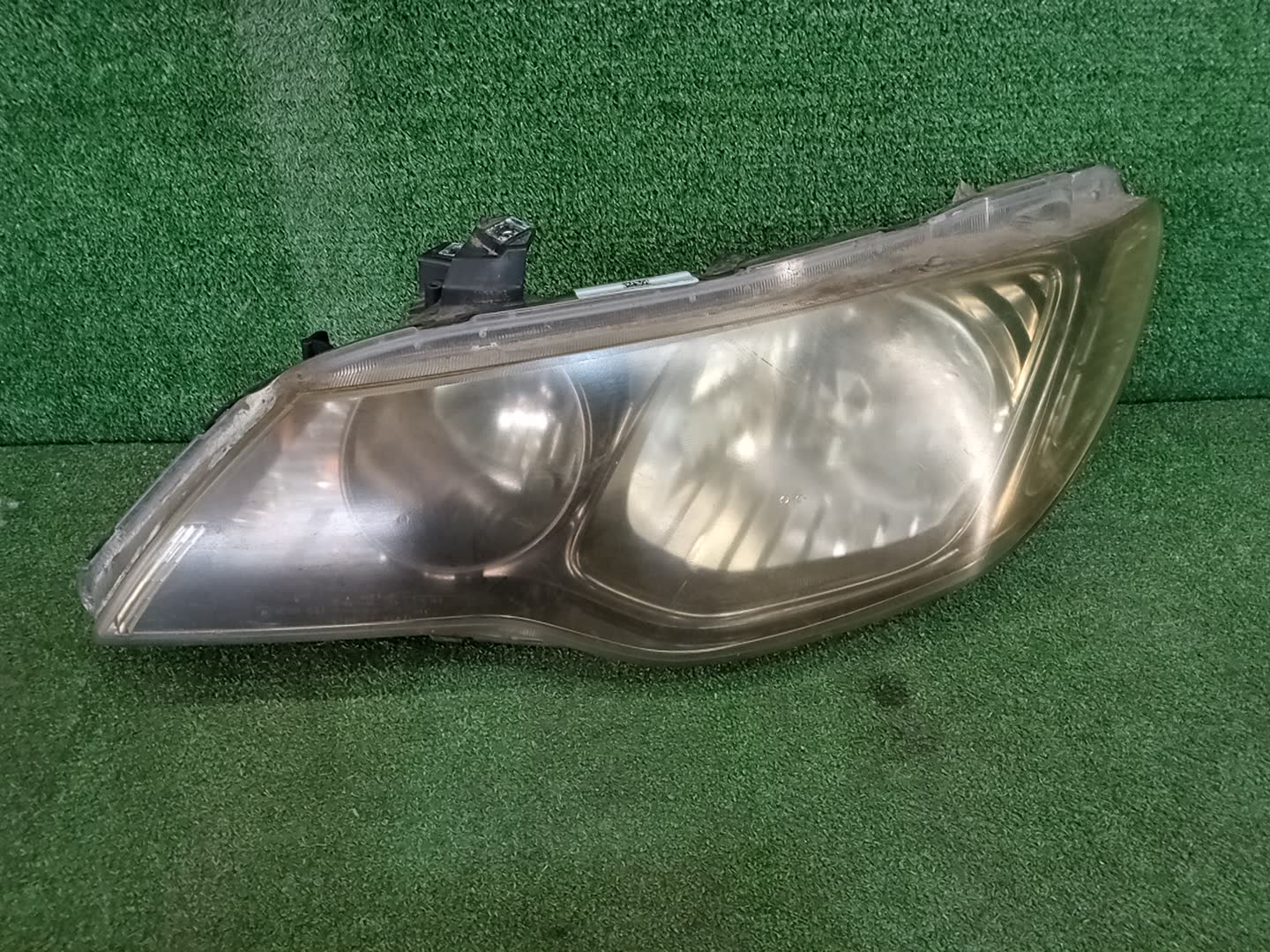 Фара левая передняя HONDA CIVIC FD2, FD1, FD3 1 ракурс