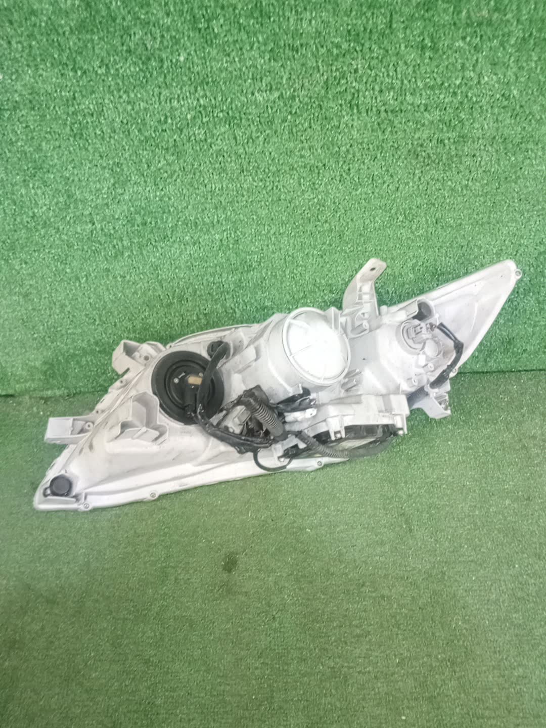 Фара правая передняя TOYOTA CAMRY, ALTIS AHV40, GSV40, ACV40, ACV45, ACV40N, ACV45N 3 ракурс