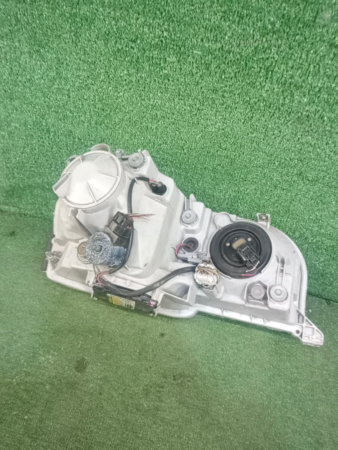 Фара левая передняя TOYOTA PROGRES JCG10, JCG11, JCG15 3 ракурс
