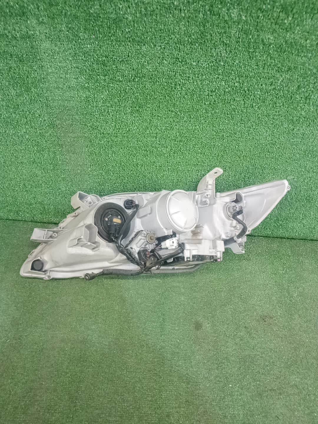 Фара правая передняя TOYOTA CAMRY, ALTIS AHV40, GSV40, ACV40, ACV45, ACV40N, ACV45N 3 ракурс