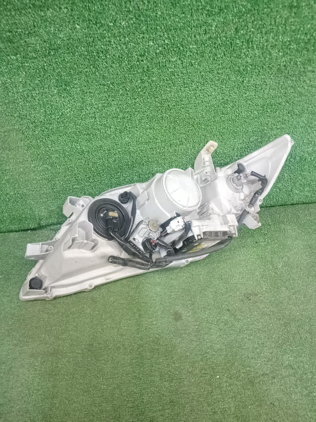 Фара правая передняя TOYOTA CAMRY, ALTIS AHV40, GSV40, ACV40, ACV45, ACV40N, ACV45N 2 ракурс
