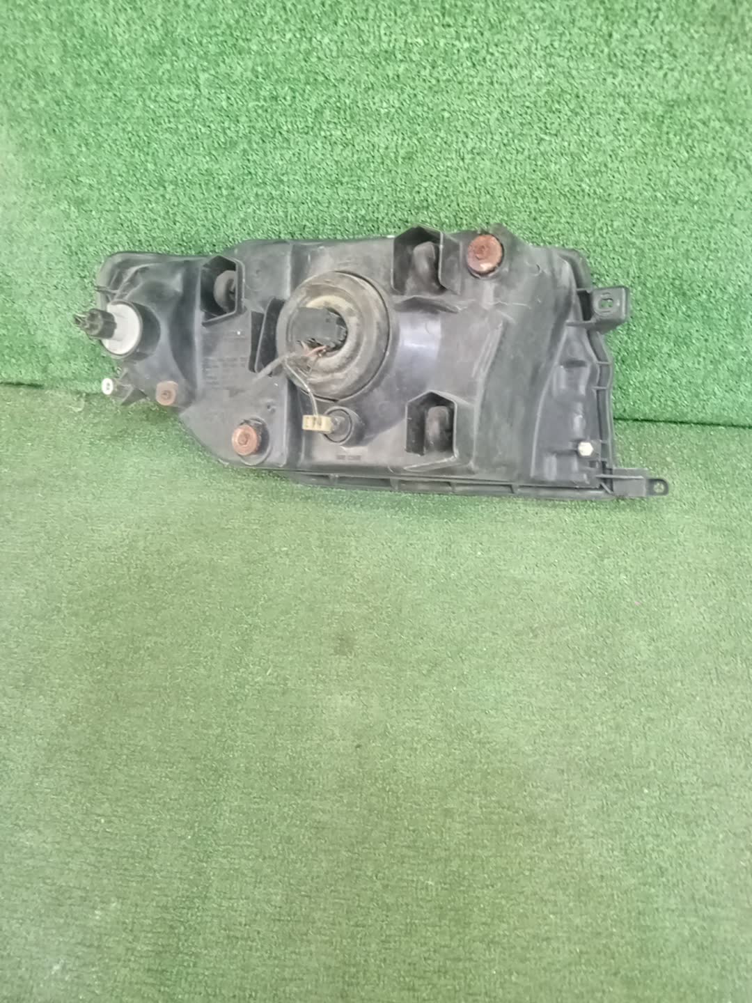 Фара левая передняя MITSUBISHI PAJERO IO H76W, H66W, H67W, H77W 2 ракурс