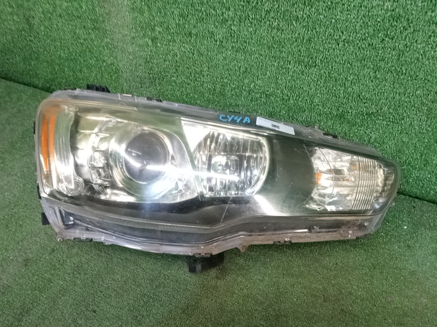 Фара правая передняя MITSUBISHI LANCER, GALANT FORTIS CY4A, CY2A, CY3A, CY6A, CX6A, CX4A, CX3A 1 ракурс