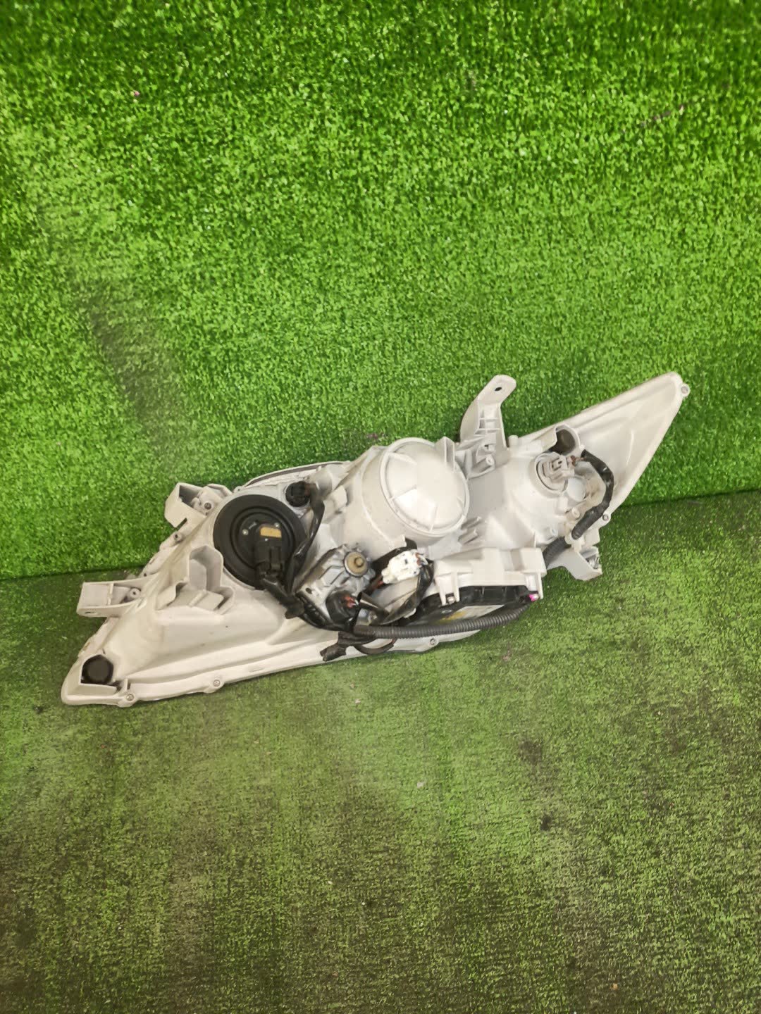 Фара правая передняя TOYOTA CAMRY, ALTIS AHV40, GSV40, ACV40, ACV45, ACV40N, ACV45N 2 ракурс