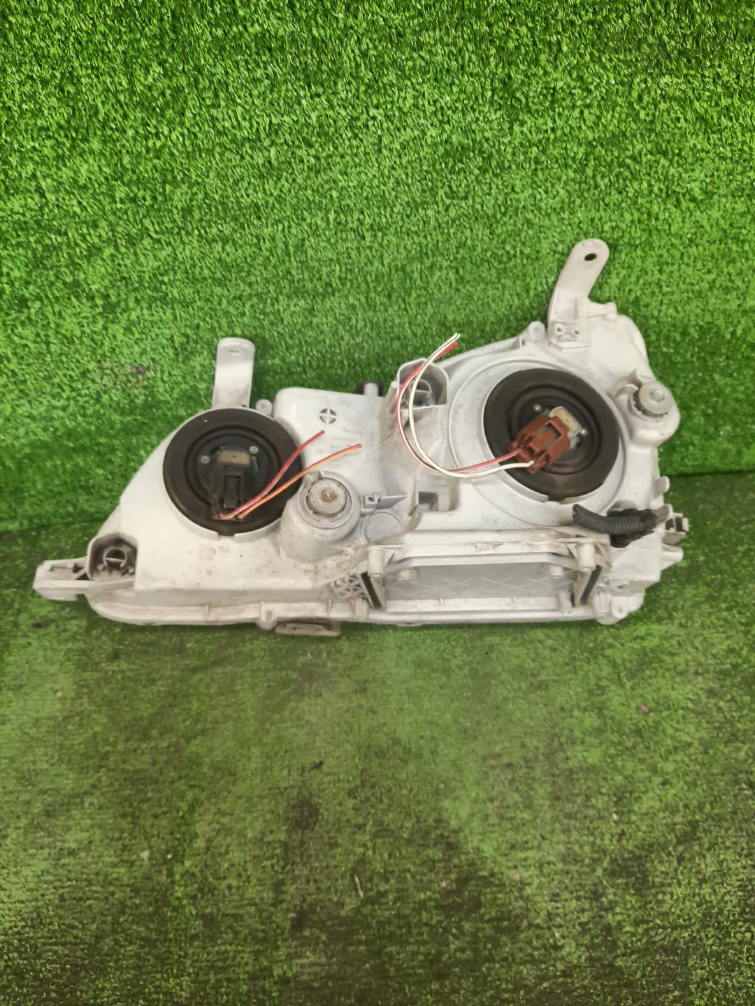 Фара правая передняя TOYOTA GAIA SXM10G, SXM15G, CXM10G, ACM10G, ACM15G 2 ракурс