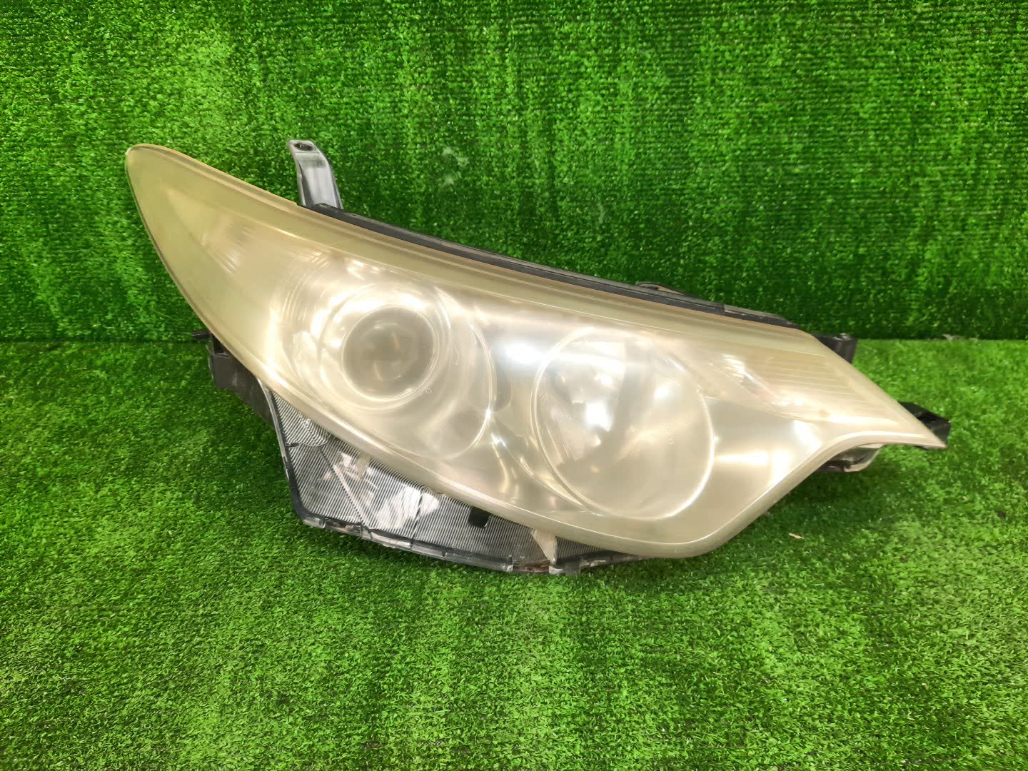 Фара правая передняя TOYOTA ESTIMA GSR55W, ACR50W, GSR50W, ACR55W 1 ракурс