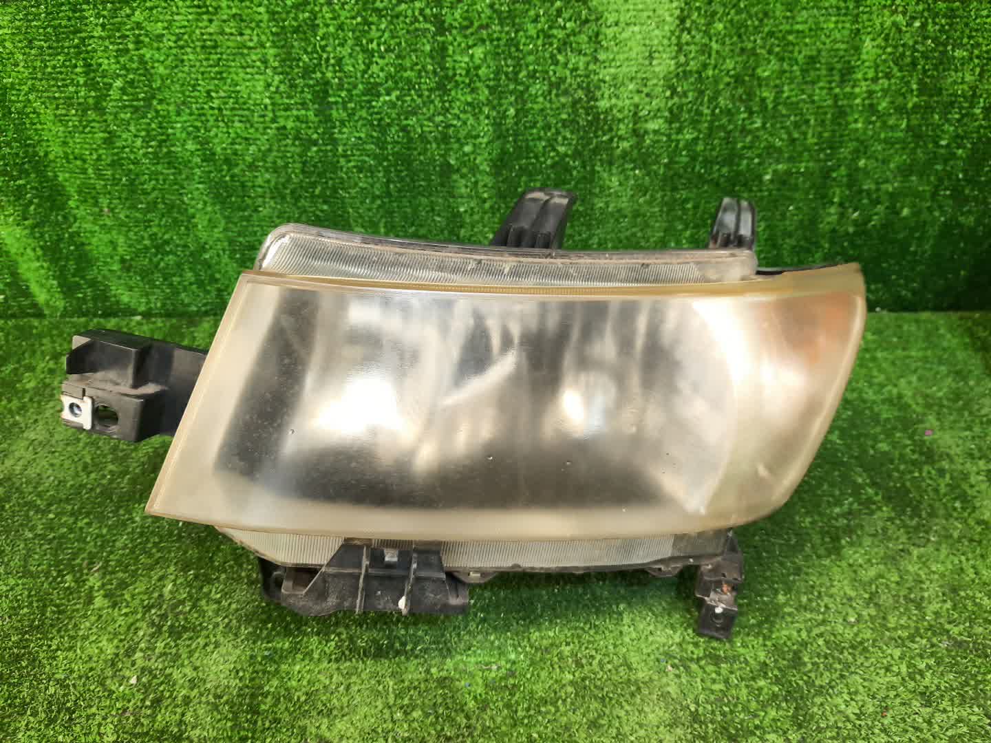 Фара левая передняя TOYOTA BB QNC20, QNC21, QNC25 1 ракурс
