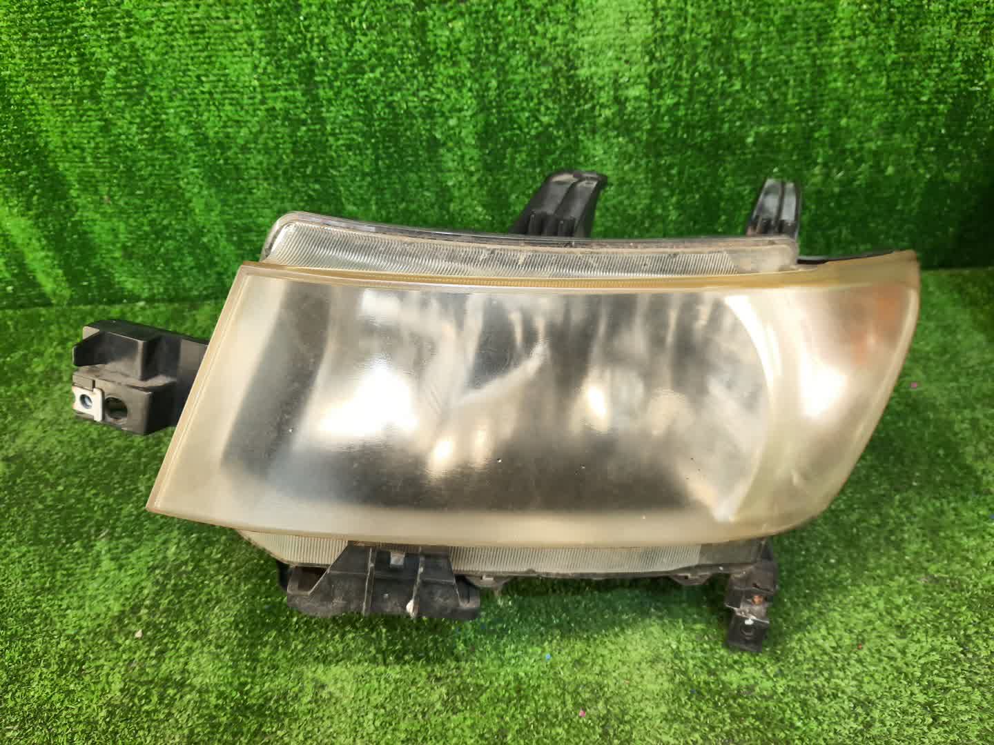 Фара левая передняя TOYOTA BB QNC20, QNC21, QNC25 2 ракурс