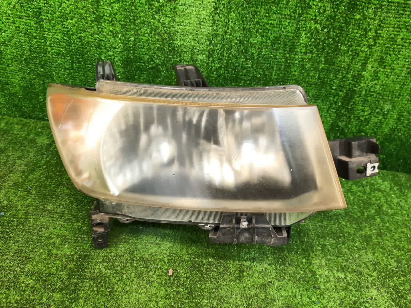 Фара правая передняя TOYOTA BB QNC20, QNC21, QNC25 1 ракурс
