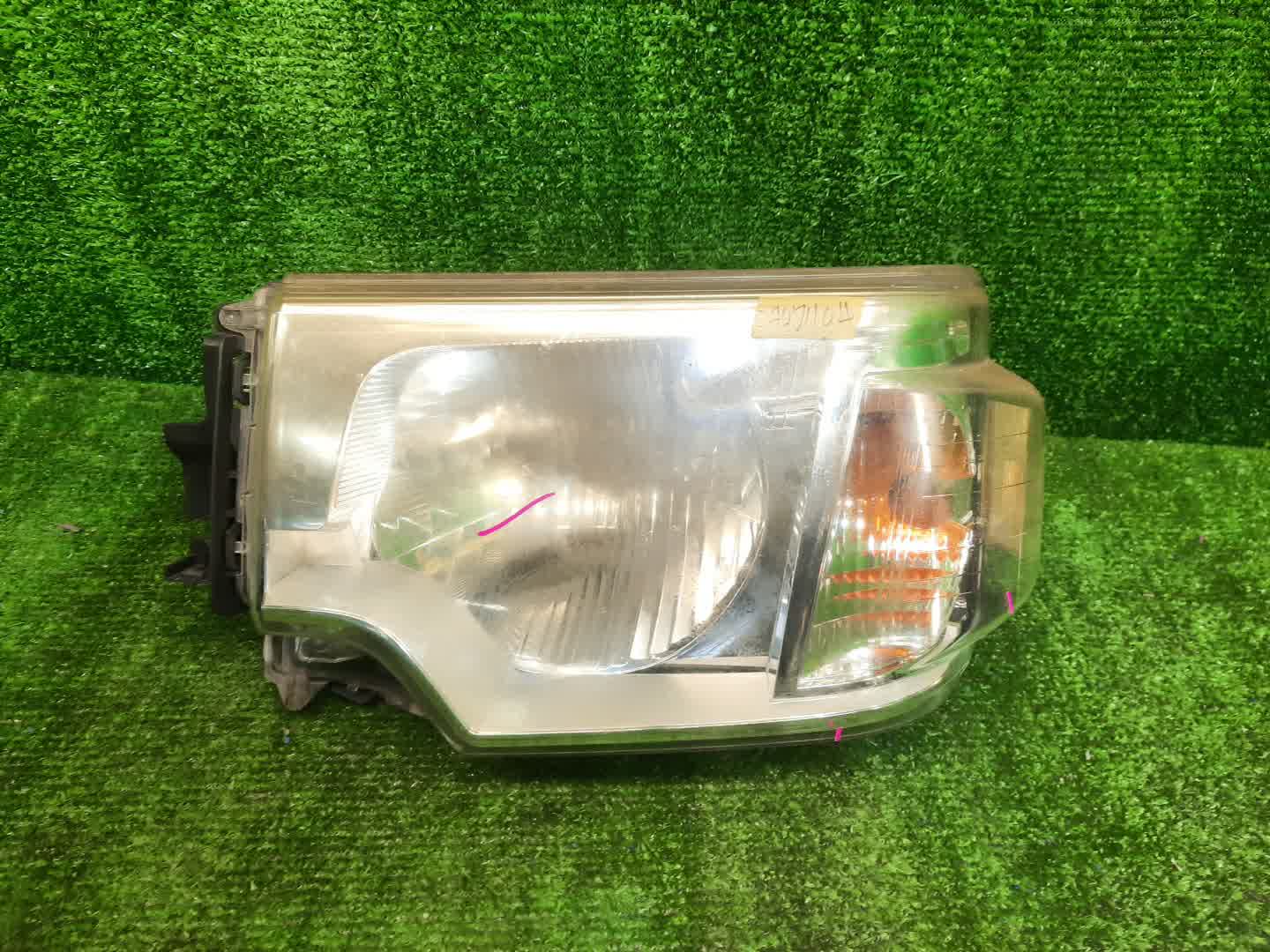 Фара левая передняя NISSAN NV100 CLIPPER U71V 1 ракурс
