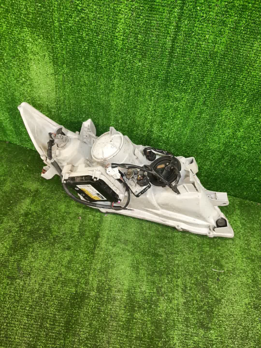 Фара левая передняя TOYOTA CAMRY, ALTIS AHV40, GSV40, ACV40, ACV45, ACV40N, ACV45N 3 ракурс