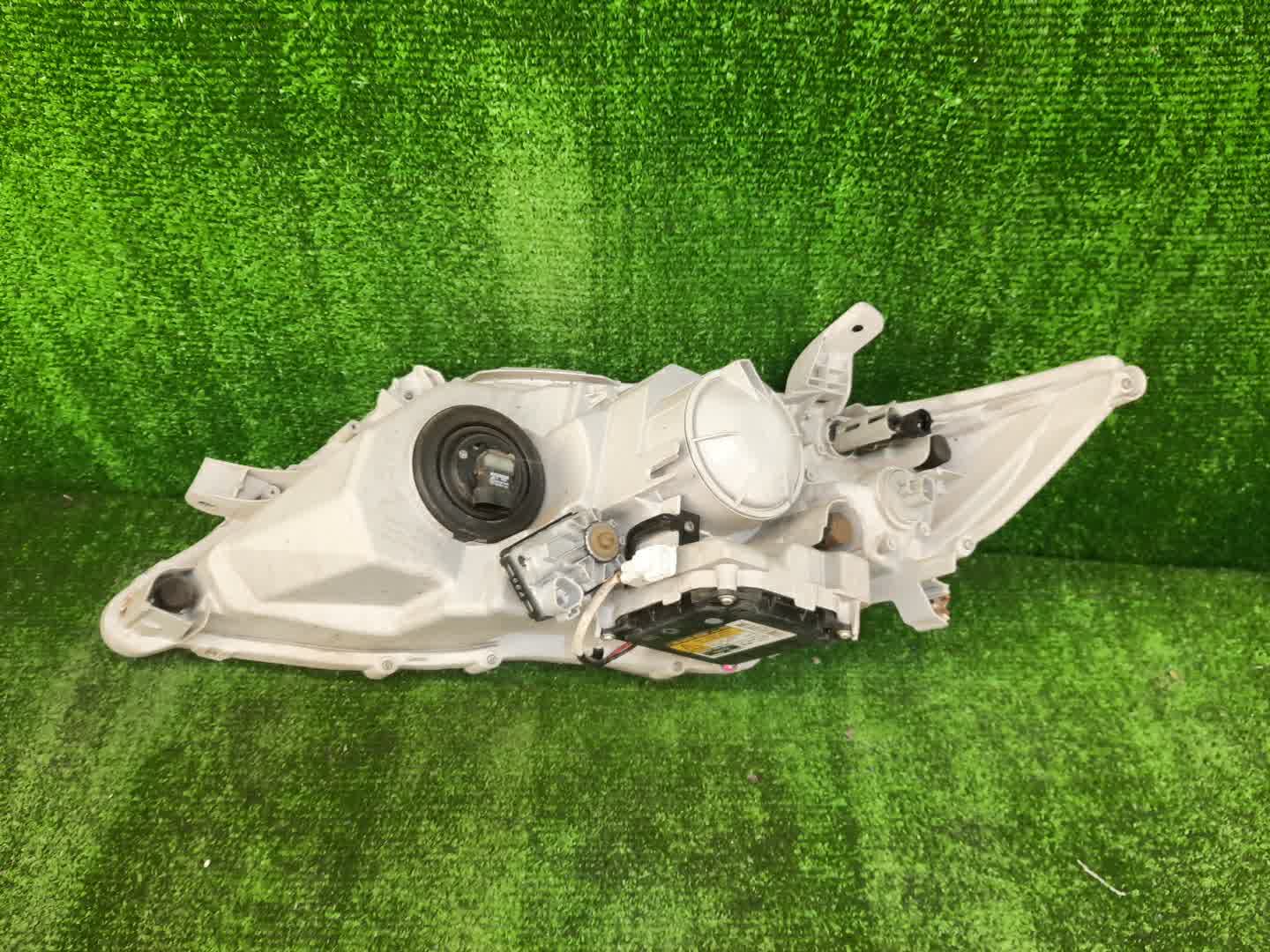 Фара правая передняя TOYOTA CAMRY, ALTIS AHV40, GSV40, ACV40, ACV45, ACV40N, ACV45N 3 ракурс
