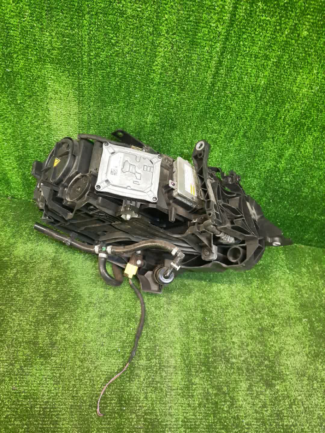 Фара левая передняя AUDI A4 8K2, B8, 8K5 4 ракурс