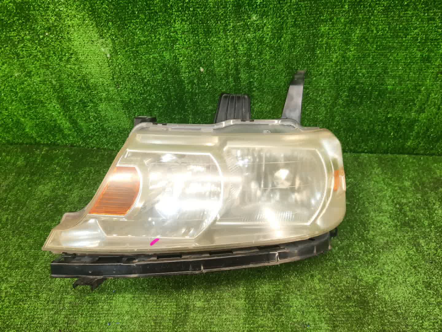 Фара левая передняя HONDA STEPWGN RF3, RF4, RF5, RF7, RF6, RF8 1 ракурс Фара левая передняя HONDA STEPWGN RF3, RF4, RF5, RF7, RF6, RF8 1 ракурс