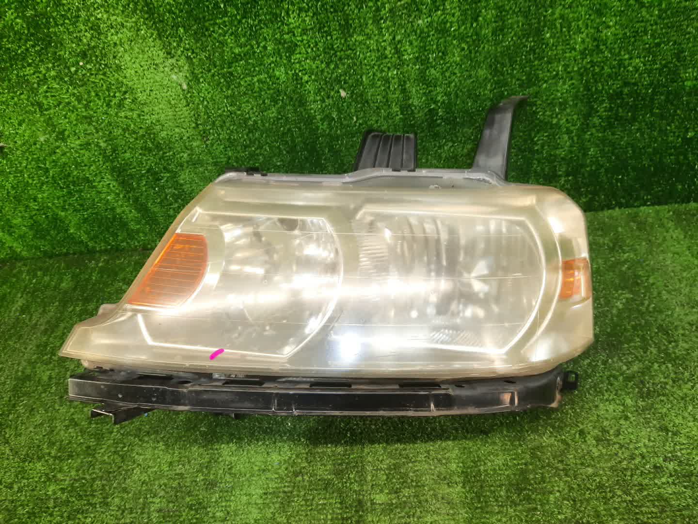 Фара левая передняя HONDA STEPWGN RF3, RF4, RF5, RF7, RF6, RF8 2 ракурс Фара левая передняя HONDA STEPWGN RF3, RF4, RF5, RF7, RF6, RF8 2 ракурс