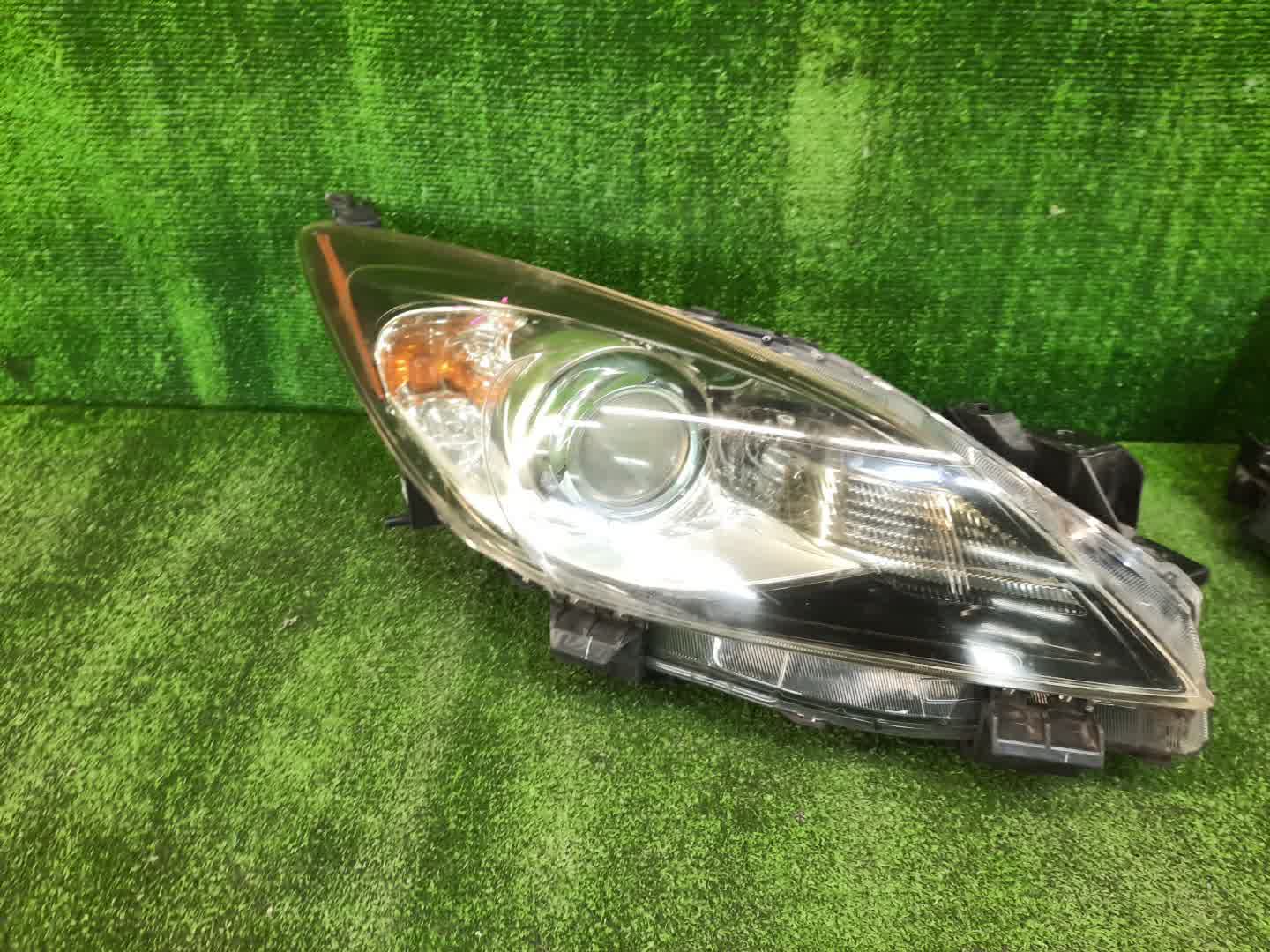 Фара правая передняя MAZDA AXELA, MAZDA 3, 3 BL6FJ, BLEFW, BL5FP, BLEAP, BLEFP, BLFFP, BL3FW, BL5FW, BLEAW, BLFFW, BL 1 ракурс