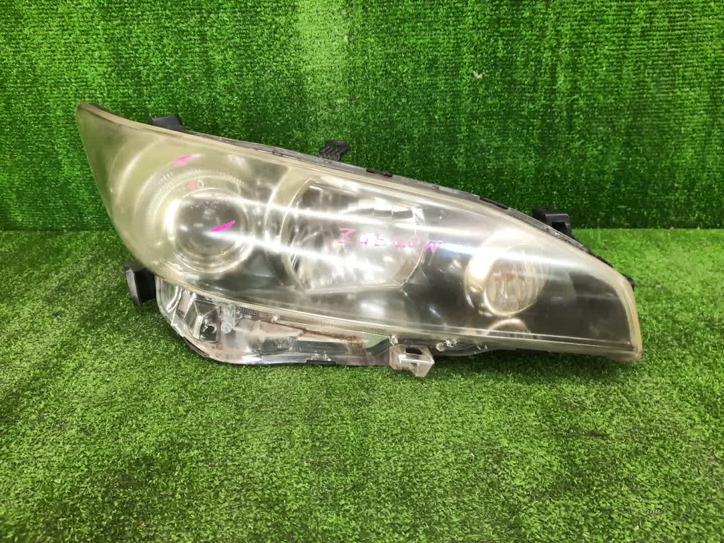 Фара правая передняя TOYOTA WISH ZGE20W, ZGE20G, ZGE25W, ZGE21G, ZGE22W, ZGE25G 1 ракурс