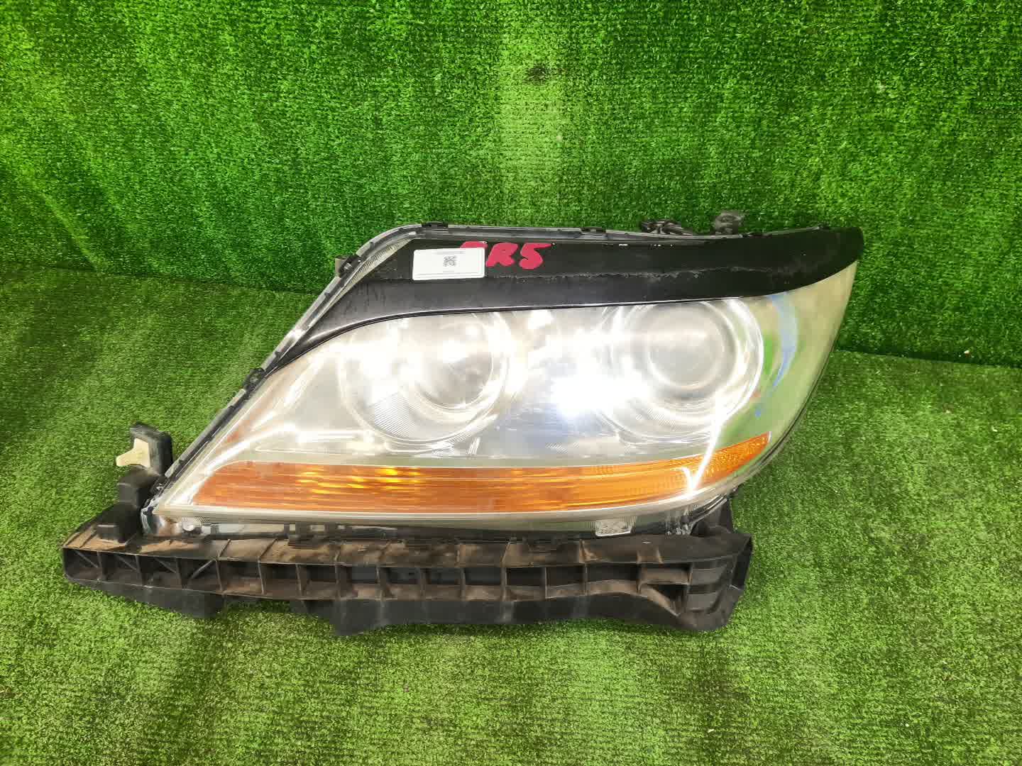 Фара левая передняя HONDA ELYSION RR5, RR6 1 ракурс