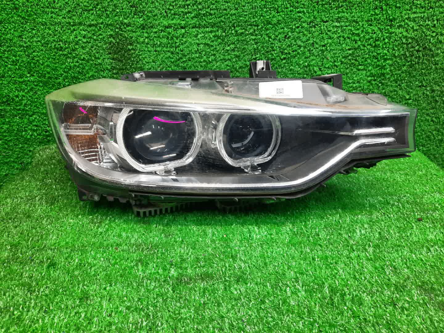 Фара правая передняя BMW 320d, 335i, 318d, 325d, 330d, 335d, 316d, 3-Series, 328i, 320i, 316i F30, F31 1 ракурс