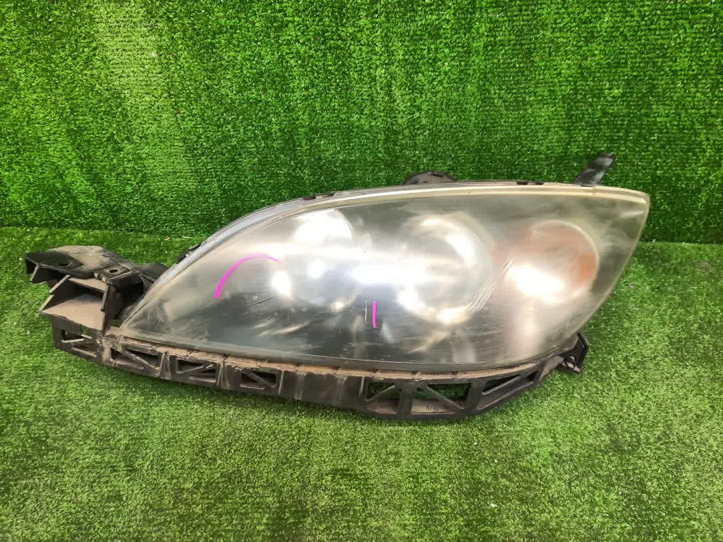 Фара левая передняя MAZDA AXELA, MAZDA 3, 3 BK5P, BK3P, BKEP, BK 1 ракурс