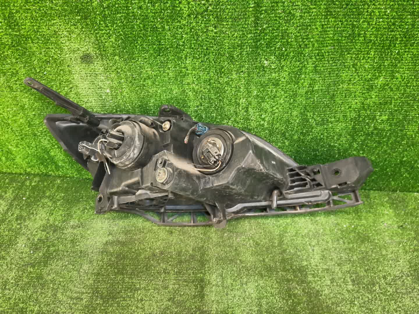 Фара левая передняя MAZDA AXELA, MAZDA 3, 3 BK5P, BK3P, BKEP, BK 3 ракурс