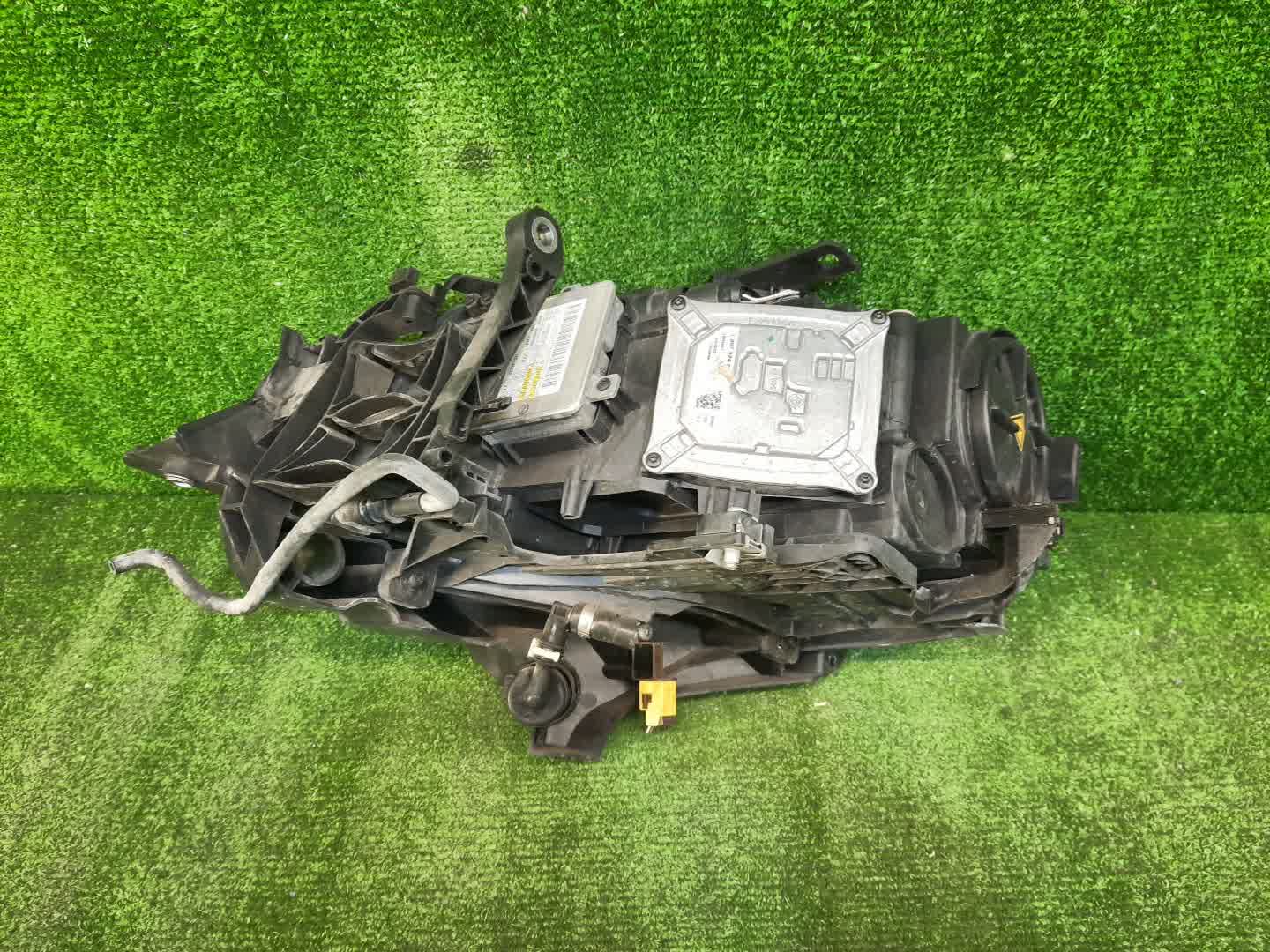 Фара правая передняя AUDI A4 8K2, B8, 8K5 3 ракурс