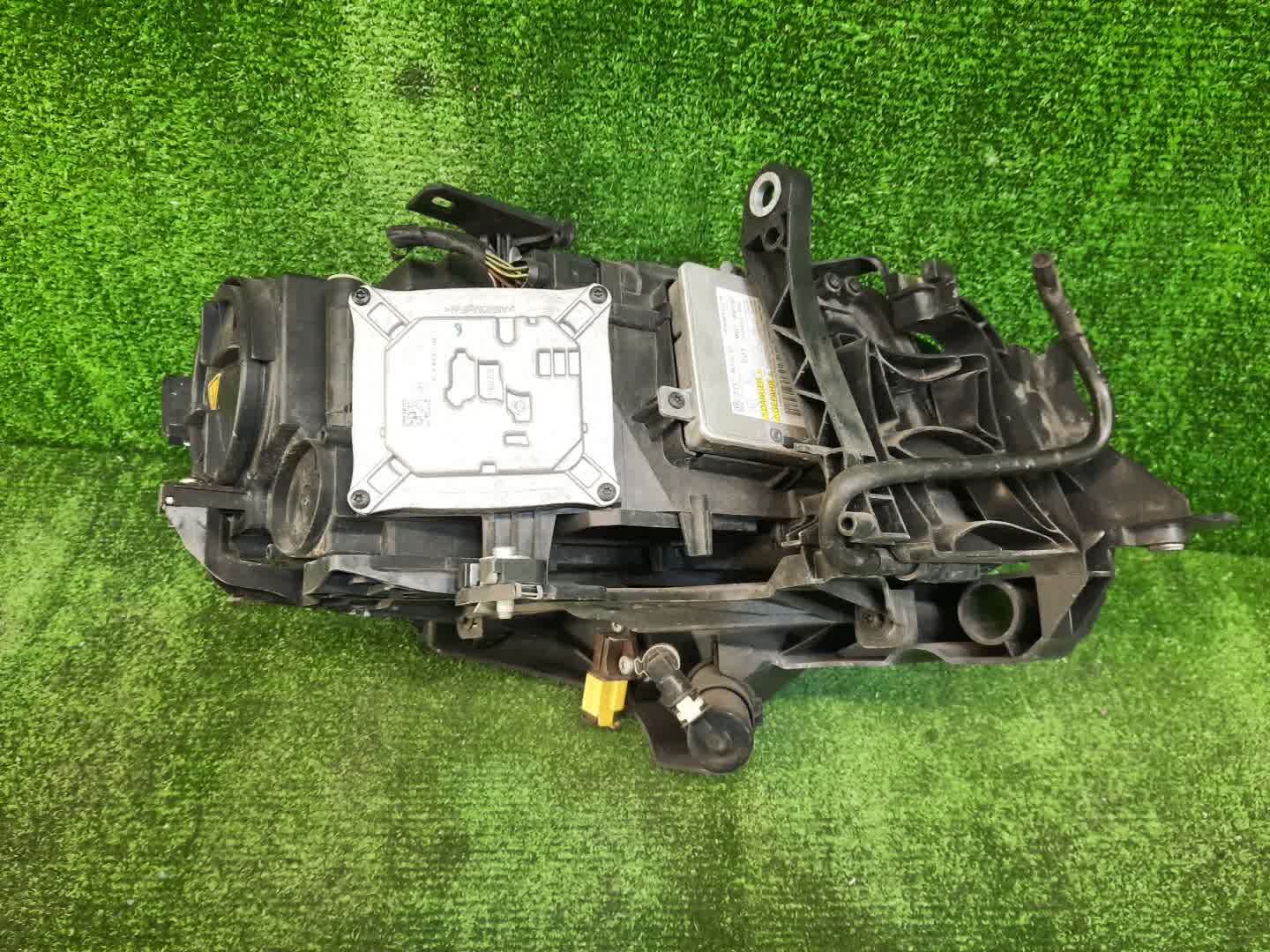 Фара левая передняя AUDI A4 8K2, B8, 8K5 3 ракурс