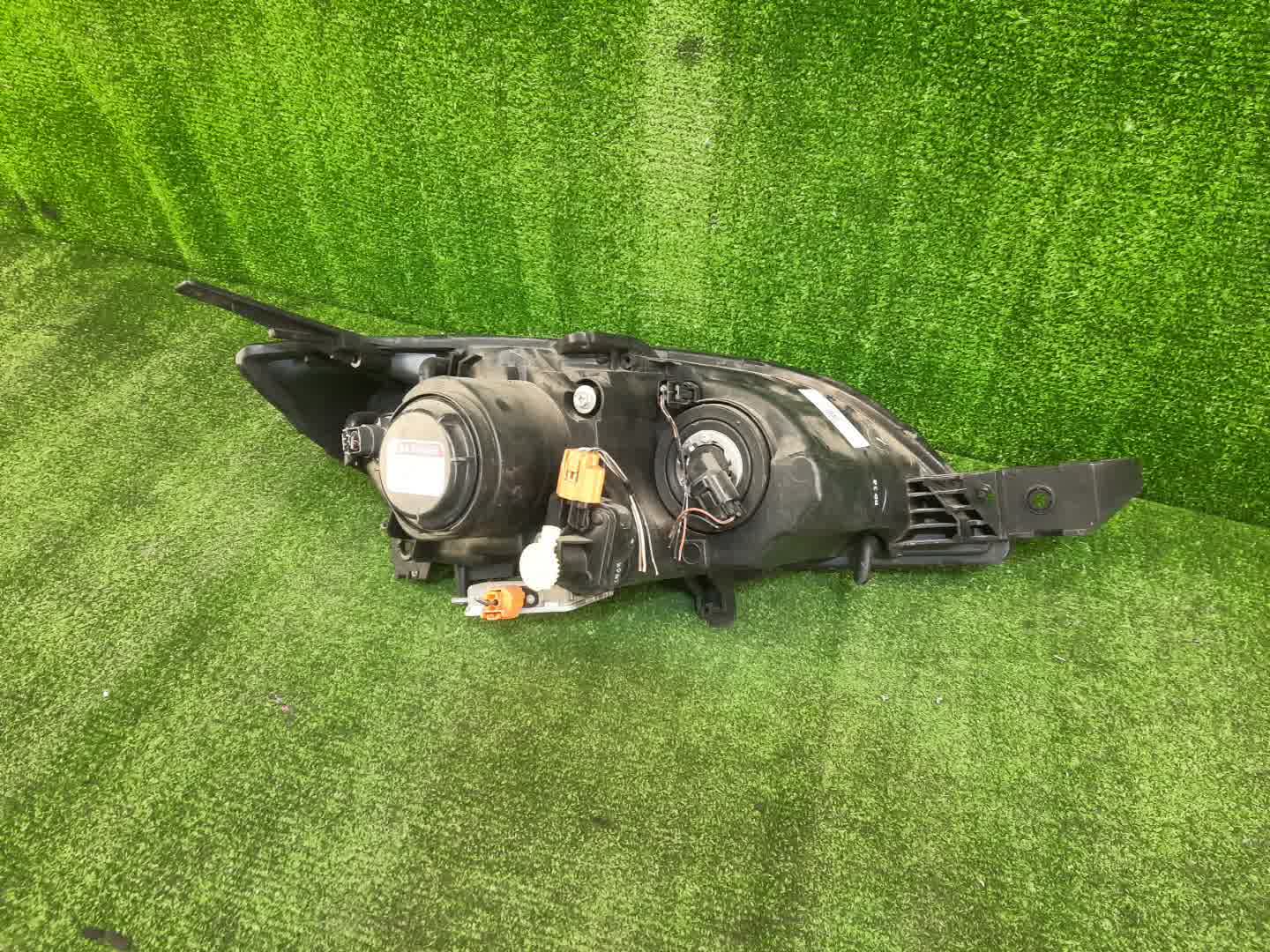 Фара левая передняя MAZDA AXELA, MAZDA 3, 3 BK5P, BK3P, BKEP, BK 3 ракурс