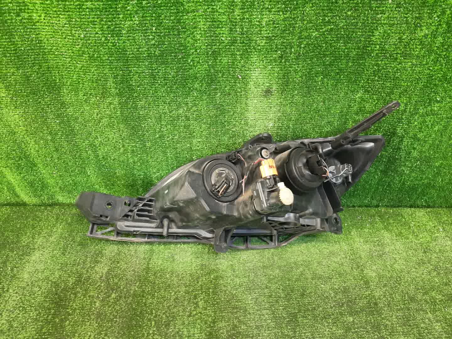 Фара правая передняя MAZDA AXELA, MAZDA 3, 3 BK5P, BK3P, BKEP, BK 2 ракурс