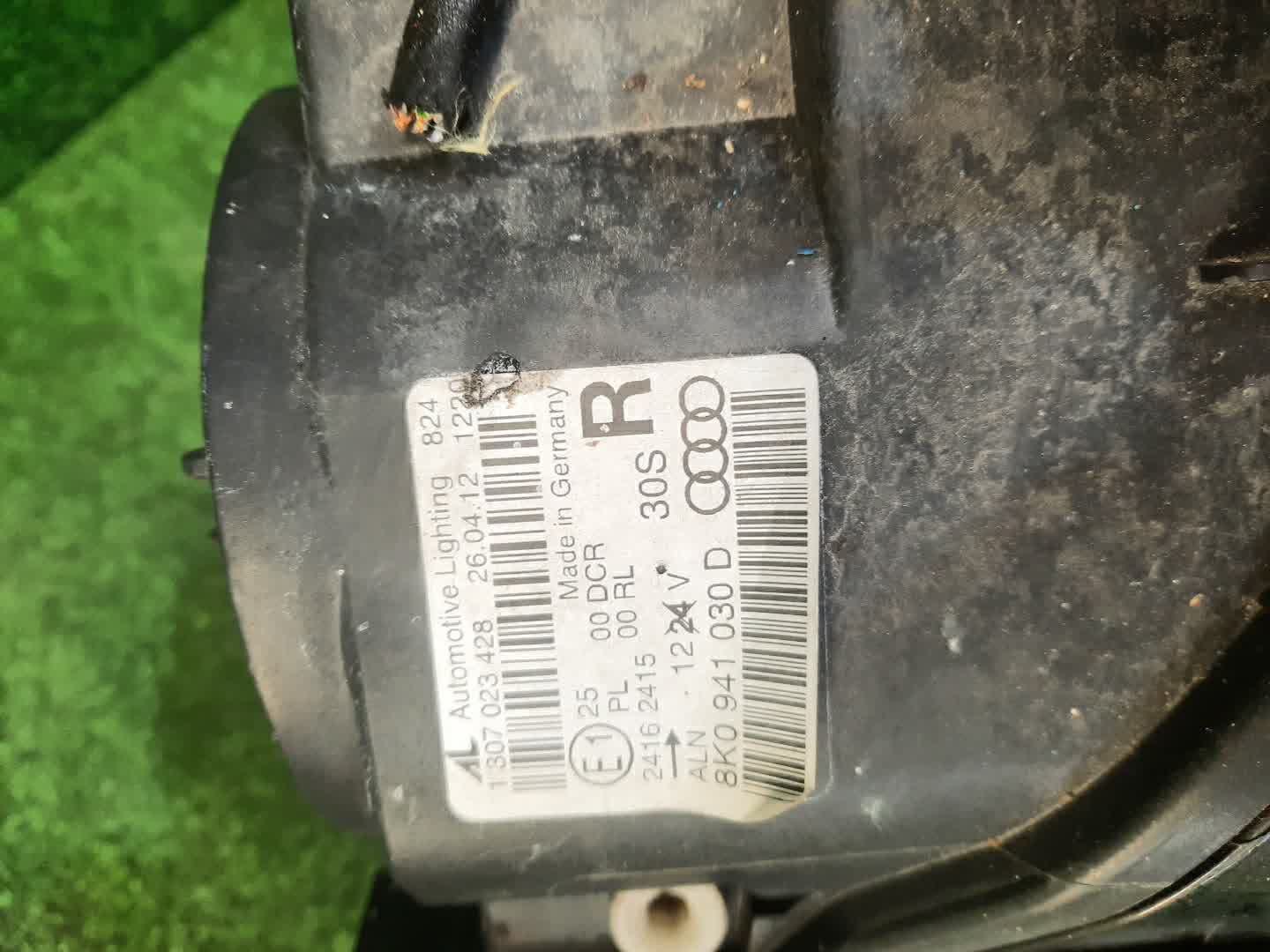 Фара правая передняя AUDI A4 8K2, B8, 8K5 3 ракурс