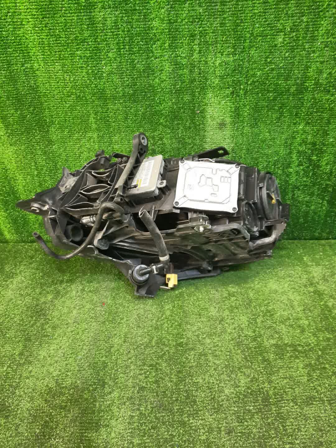 Фара правая передняя AUDI A4 8K2, B8, 8K5 4 ракурс