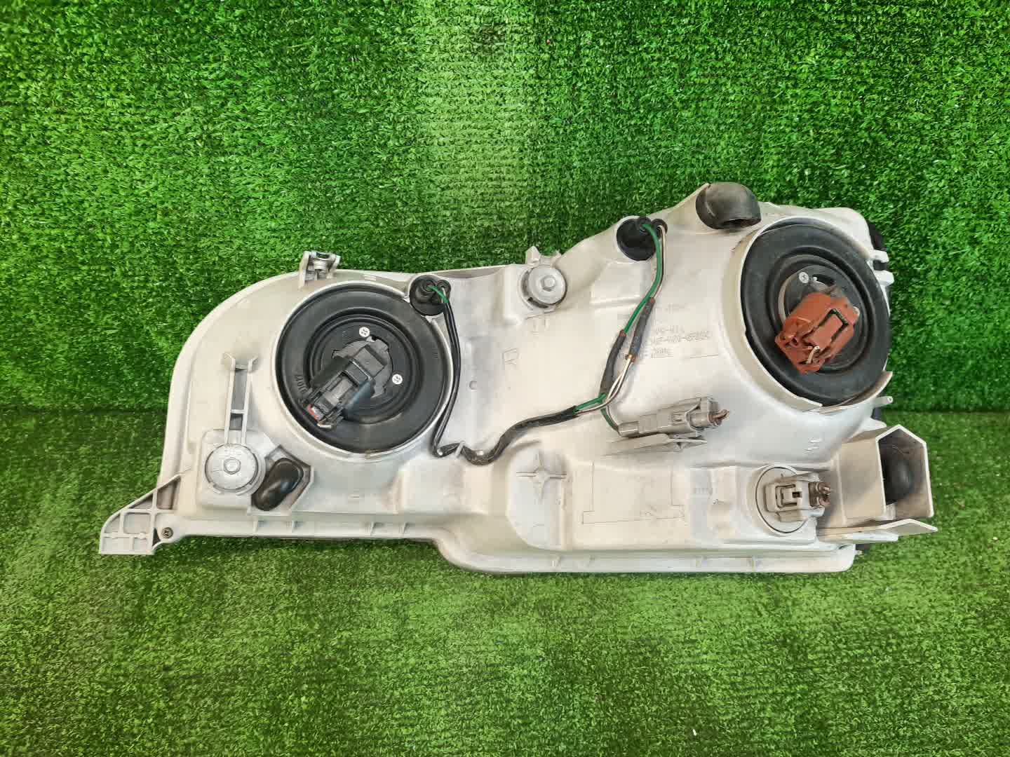 Фара правая передняя TOYOTA PROGRES JCG10, JCG11, JCG15 2 ракурс