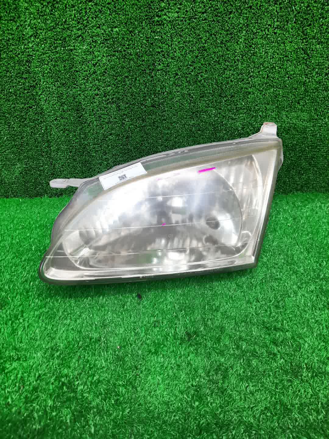 Фара левая передняя TOYOTA COROLLA SPACIO AE111N 1 ракурс Фара левая передняя TOYOTA COROLLA SPACIO AE111N 1 ракурс