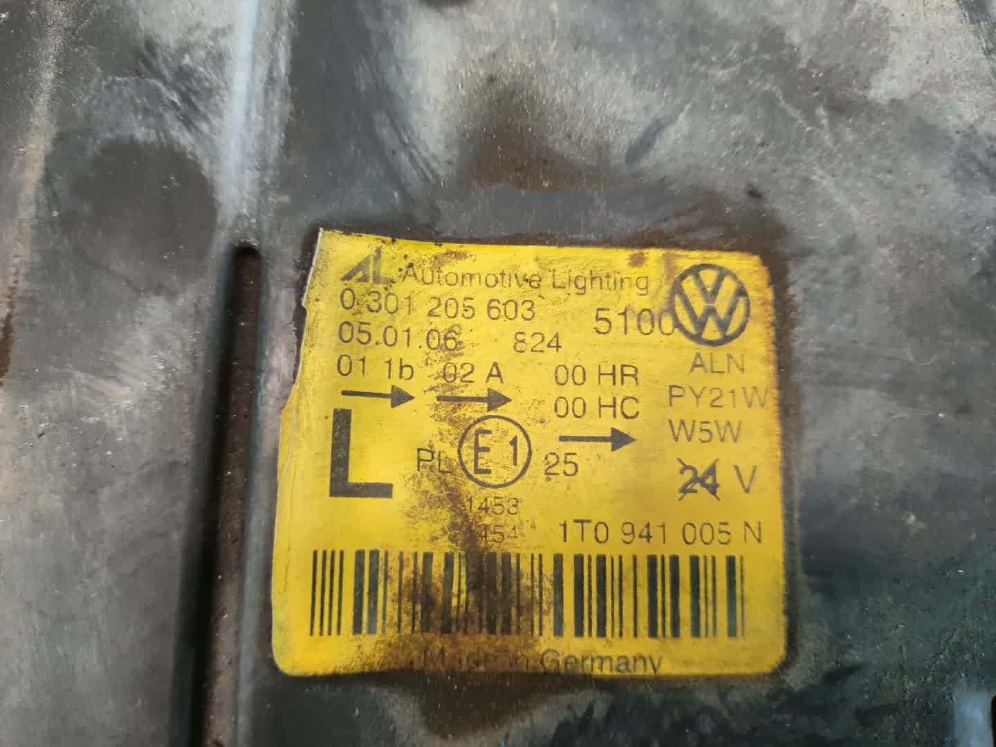 Фара левая передняя VOLKSWAGEN TOURAN 1T1 4 ракурс