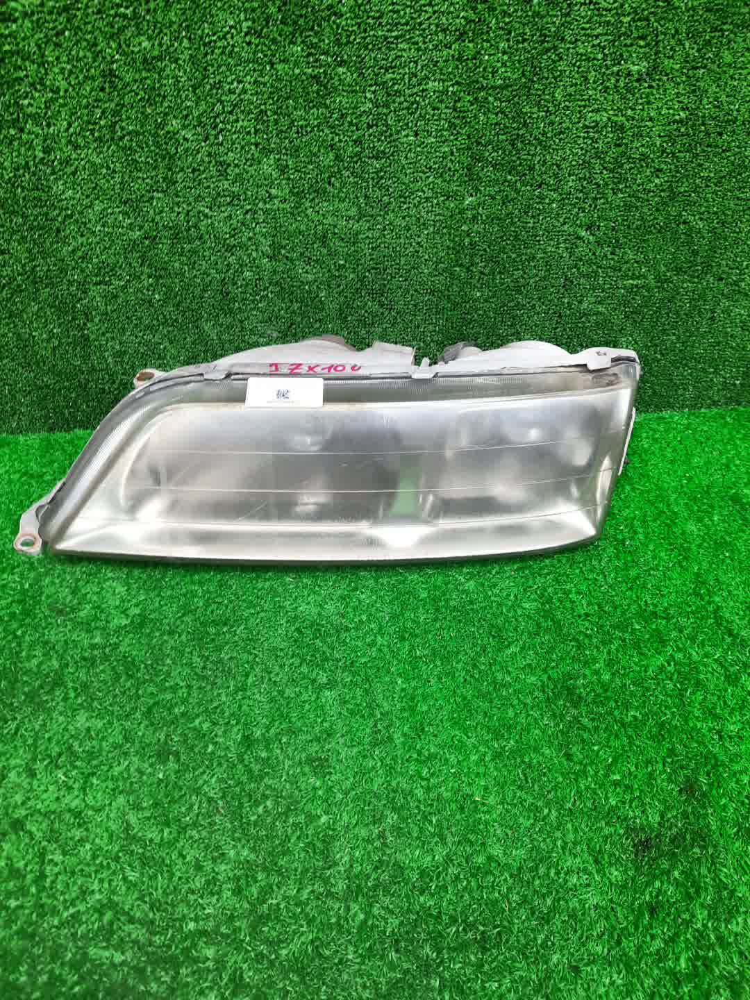 Фара левая передняя TOYOTA MARK II GX100, JZX100, JZX101, LX100, GX105, JZX105, SX100 1 ракурс