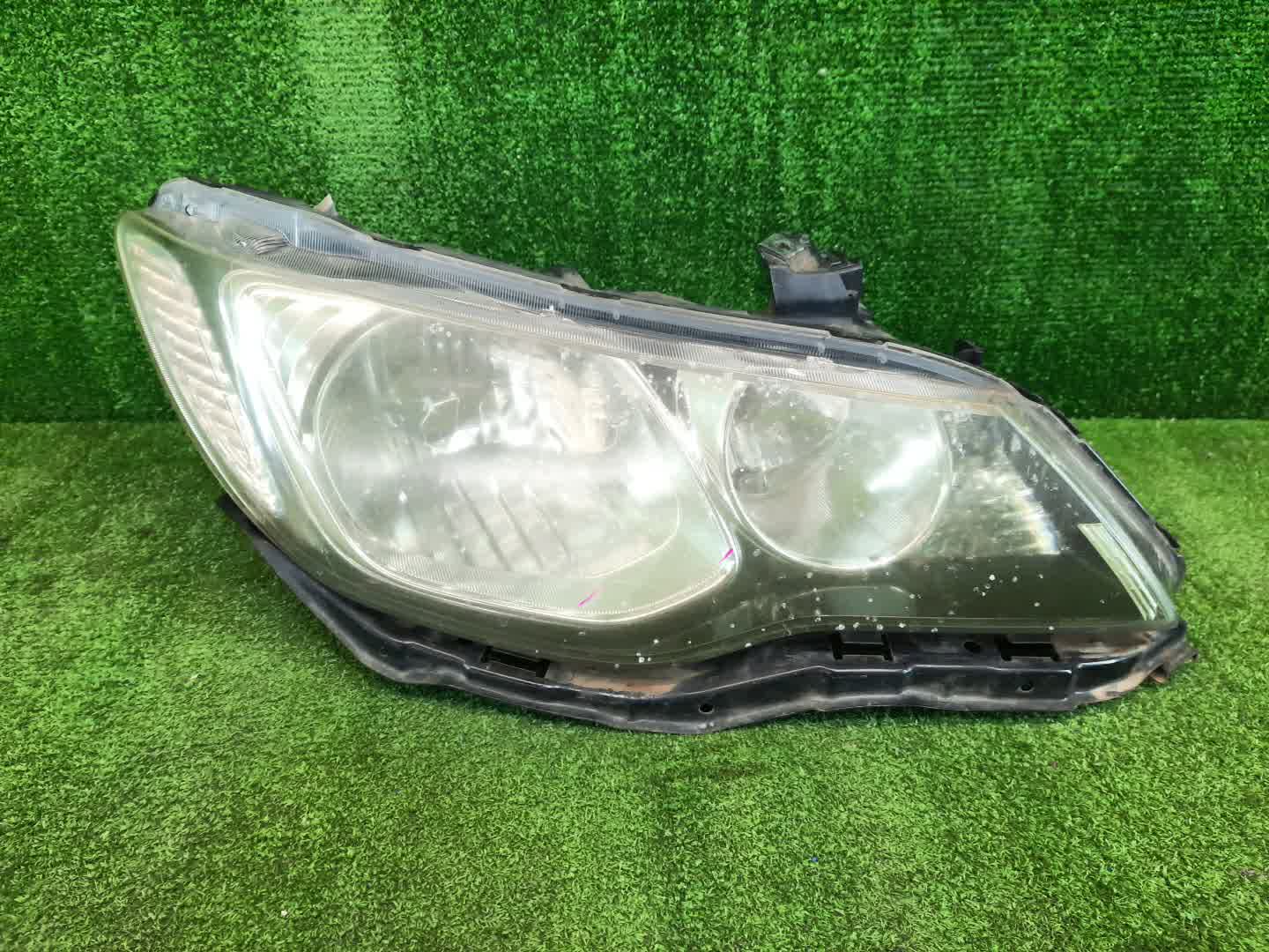 Фара правая передняя HONDA CIVIC FD2, FD1, FD3 1 ракурс