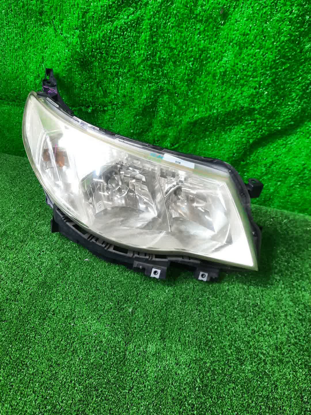 Фара правая передняя SUBARU FORESTER SHJ, SH5, SH9 1 ракурс