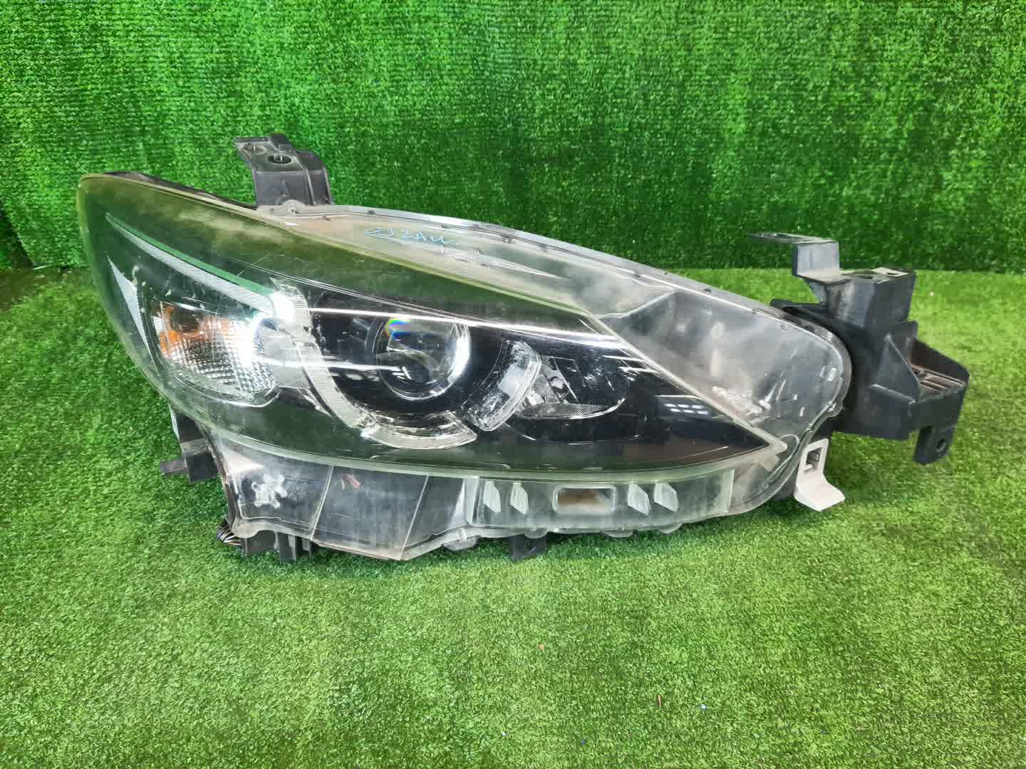 Фара правая передняя MAZDA ATENZA, 6 GJ2AW, GJ5FW, GJEFW, GJ2FW, GJ5FP, GJEFP, GJ2FP, GJ2AP 1 ракурс
