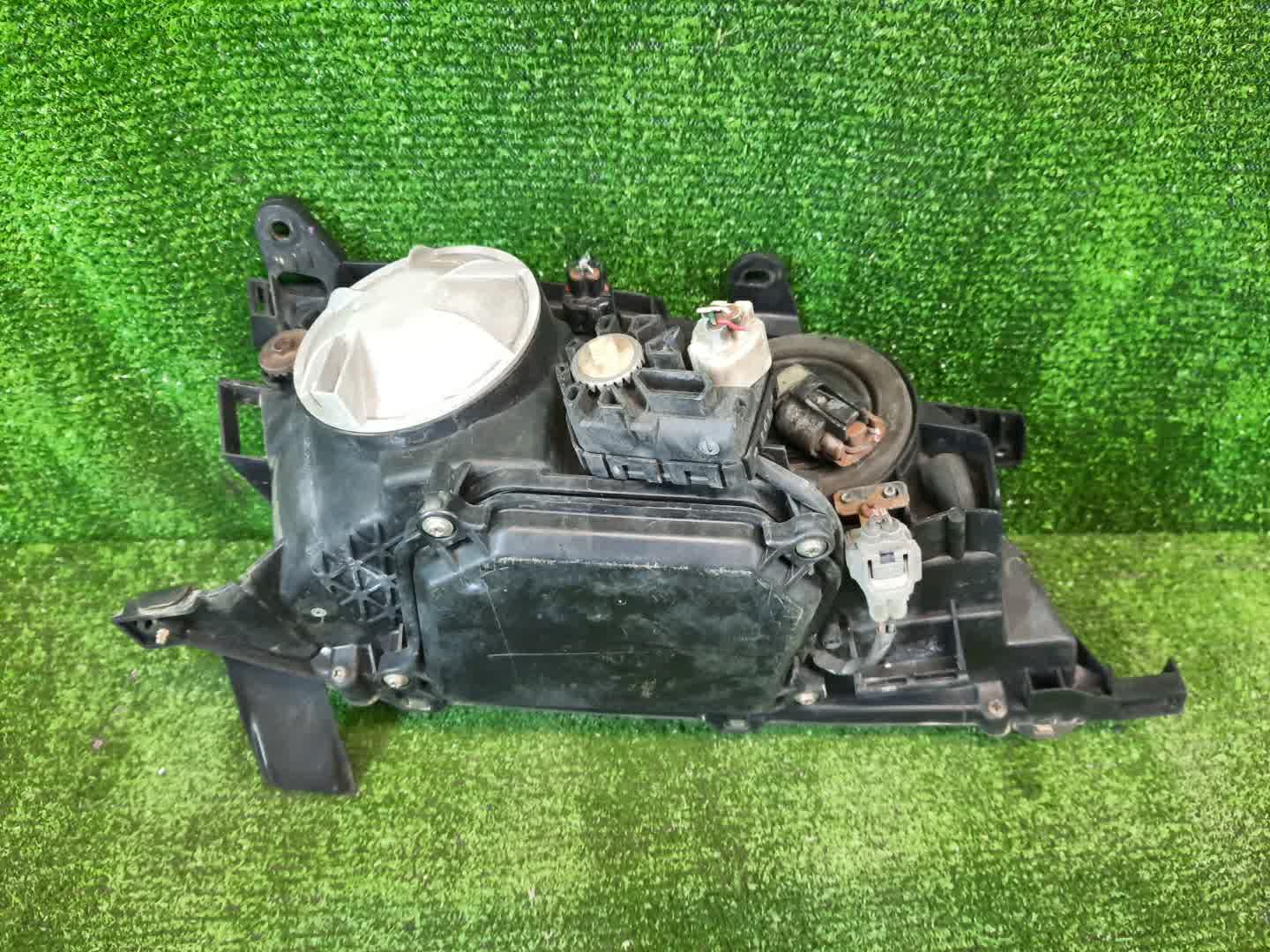 Фара левая передняя TOYOTA CALDINA ST215W, ST210G, ST215G, CT216, ST210, AT211, ST215, CT216G, AT211G 2 ракурс