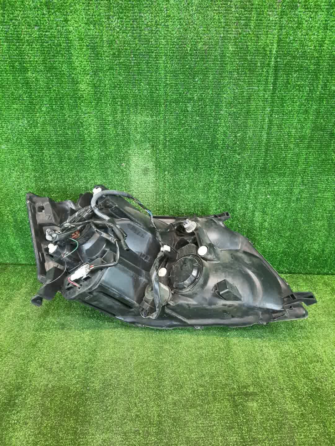 Фара левая передняя TOYOTA ALPHARD MNH15W, MNH10W, ANH15W, ANH10W 3 ракурс