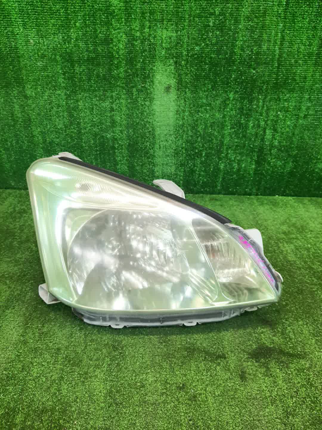 Фара правая передняя TOYOTA PREMIO ZZT240, NZT240, AZT240, ZZT245 1 ракурс