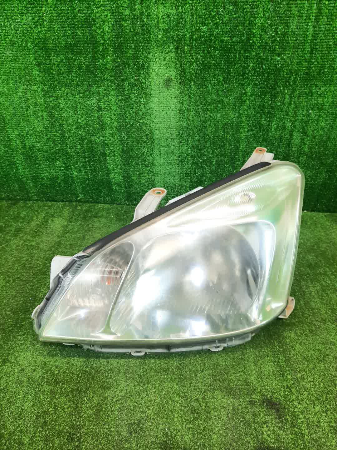 Фара левая передняя TOYOTA PREMIO ZZT240, NZT240, AZT240, ZZT245 1 ракурс