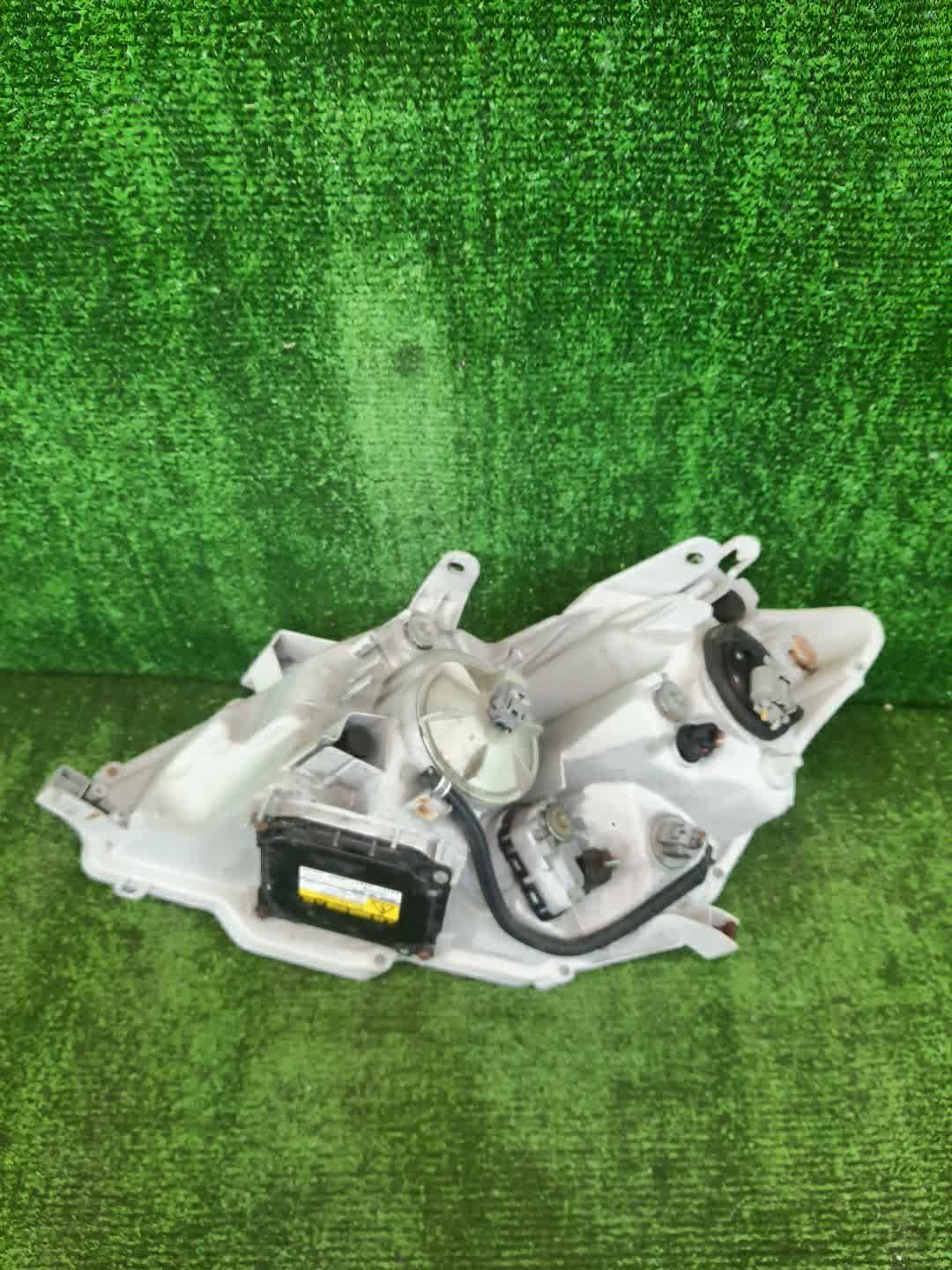 Фара правая передняя TOYOTA PREMIO ZRT265, ZRT260, NZT260, ZRT261 5 ракурс