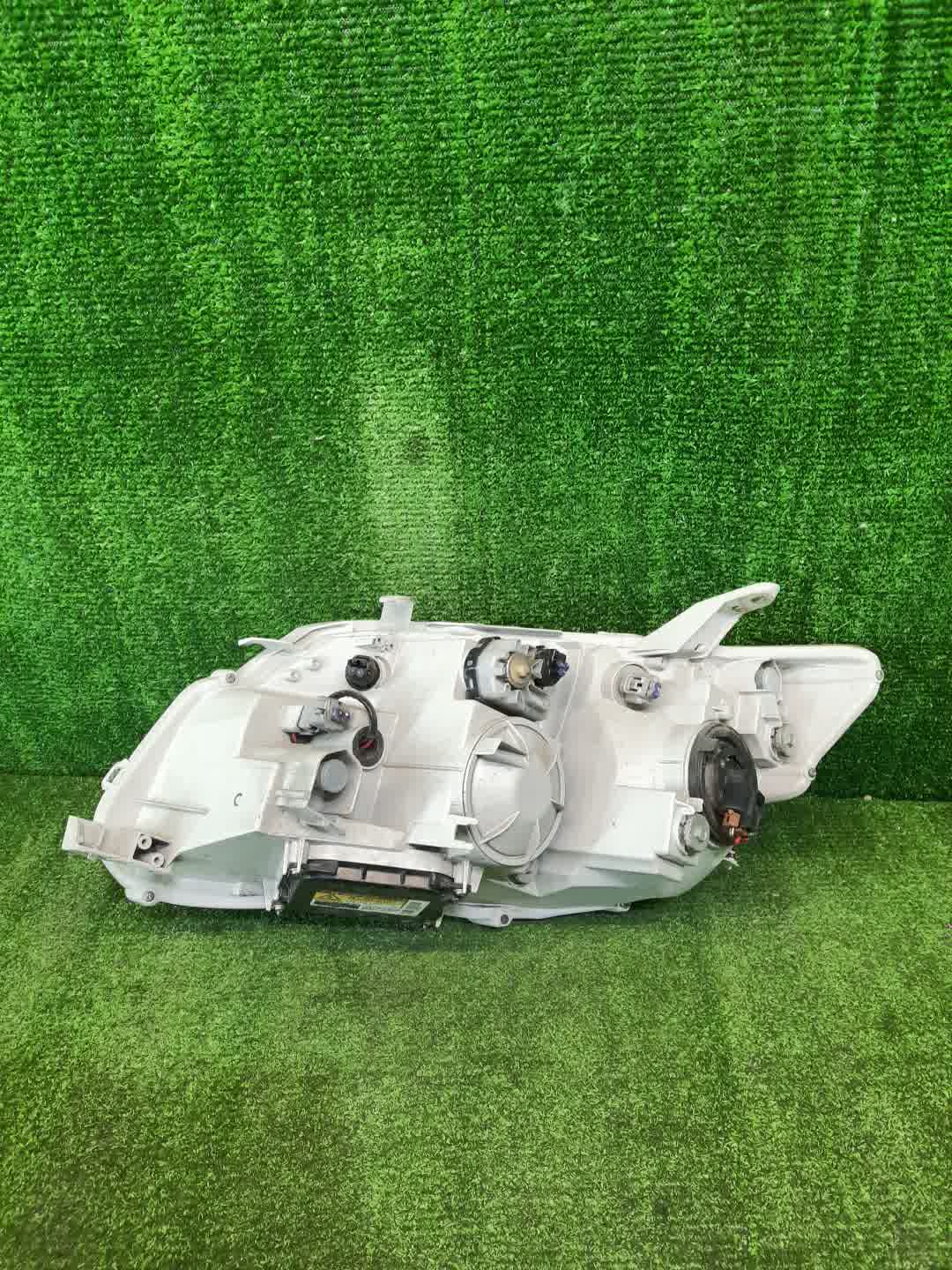 Фара правая передняя TOYOTA AXIO, COROLLA FIELDER, COROLLA  AXIO, FIELDER NZE141, NZE144, ZRE142, ZRE144, ZRE144G, ZRE142G, NZE144G, NZE141G 4 ракурс