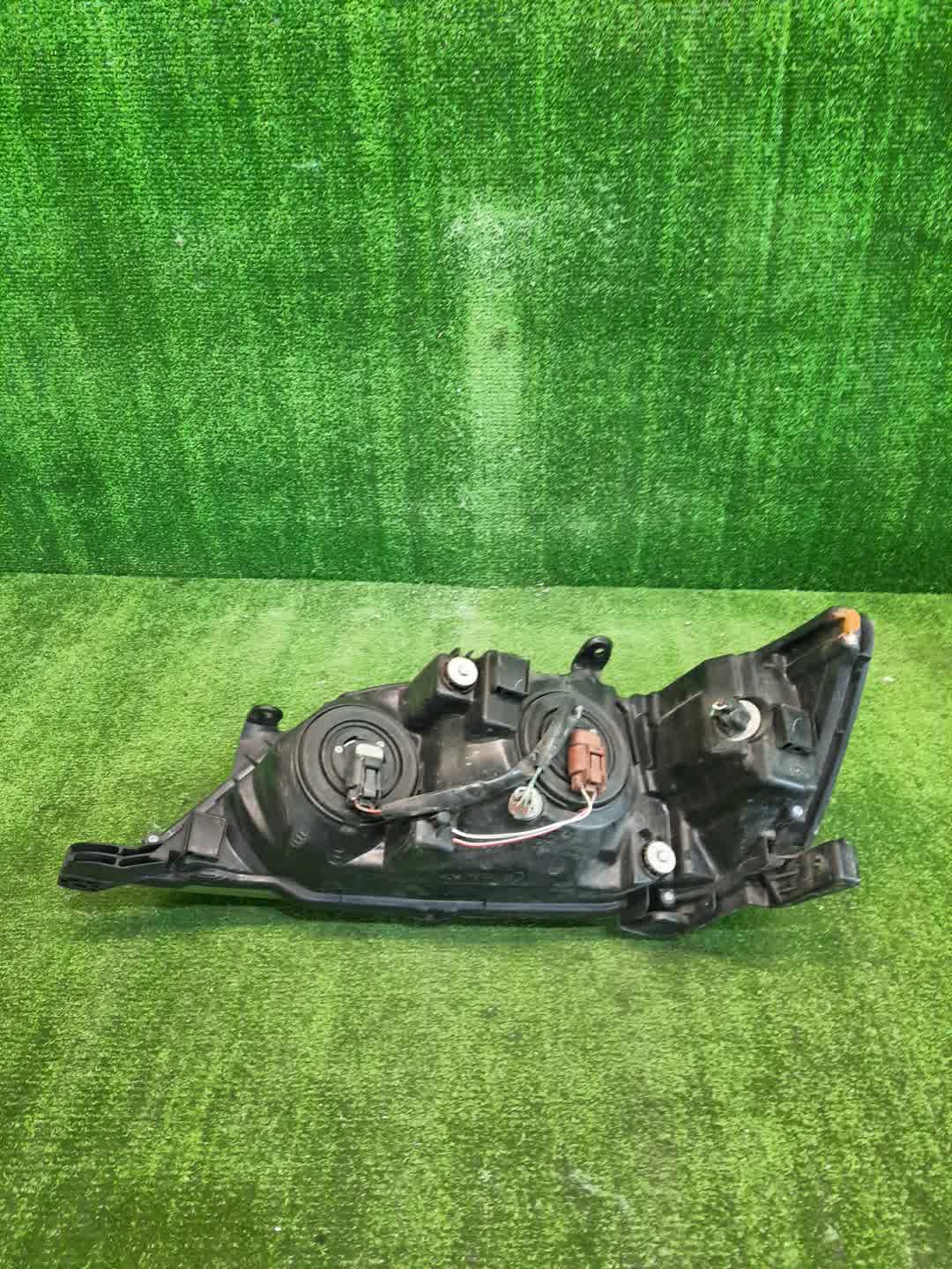 Фара правая передняя TOYOTA VISTA, VISTA ARDEO ZZV50, AZV50, SV50, SV55, AZV55, ZZV50G, SV50G, SV55G, AZV50G, AZV55G 3 ракурс
