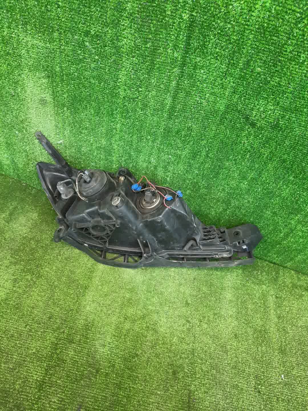 Фара левая передняя MAZDA AXELA, MAZDA 3, 3 BK5P, BK3P, BKEP, BK 2 ракурс