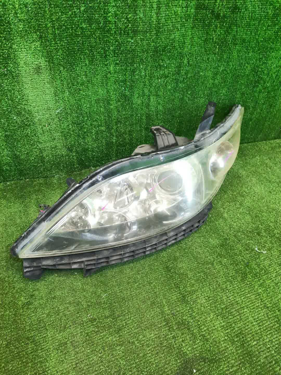 Фара левая передняя HONDA ELYSION RR1, RR2, RR3 1 ракурс