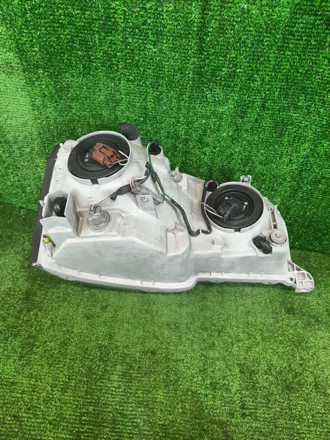 Фара левая передняя TOYOTA PROGRES JCG10, JCG11, JCG15 3 ракурс
