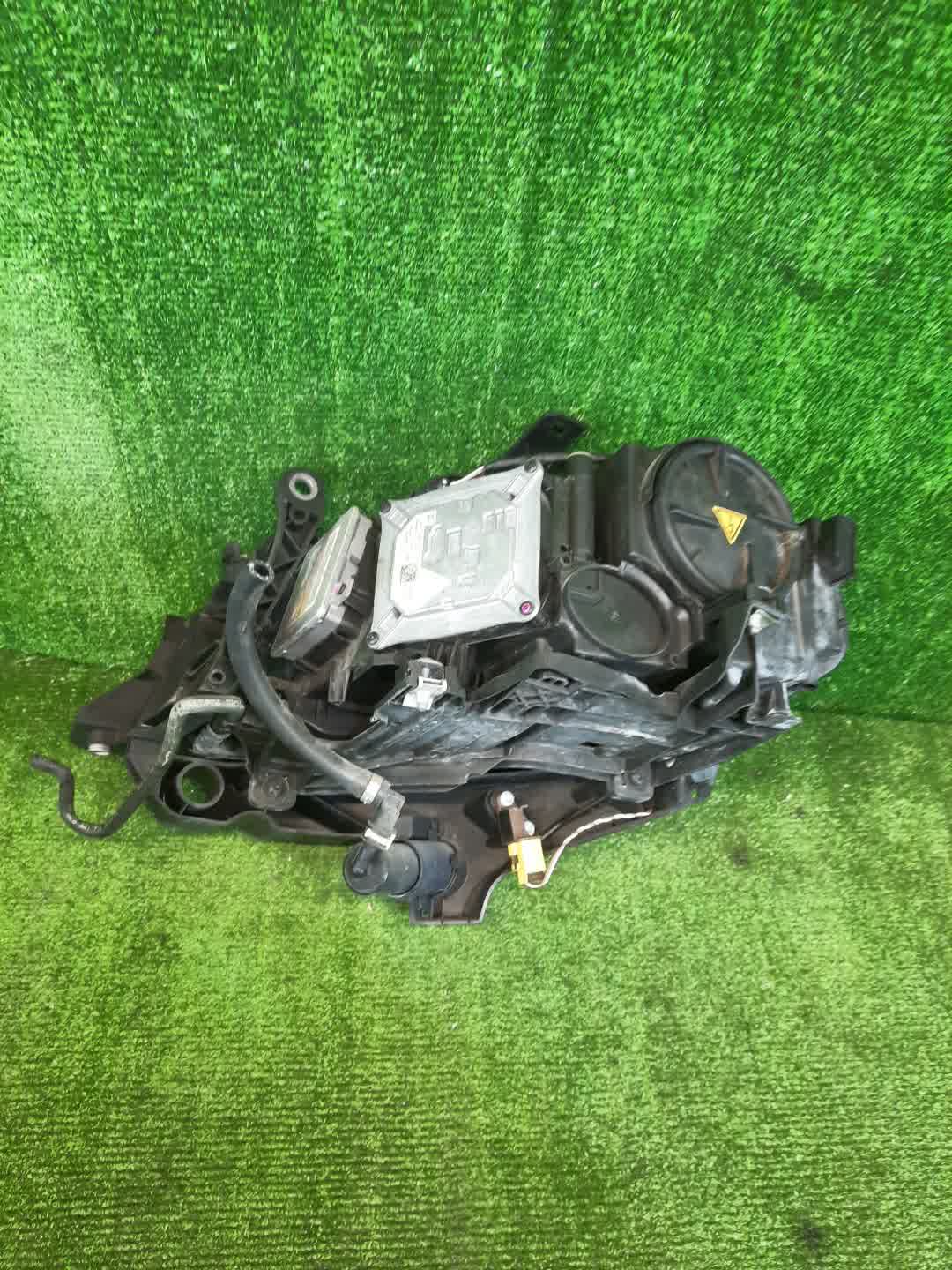 Фара правая передняя AUDI A4 8K2, B8, 8K5 4 ракурс